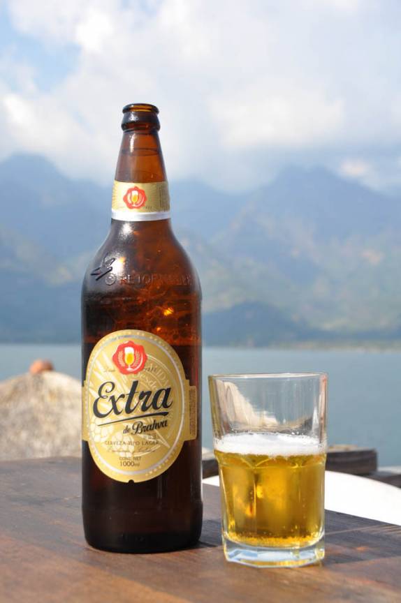 Brahva Extra: qualquer semelhança NÃO é coincidência! (San Pedro la Laguna, no lago Atitlán, na Guatemala)